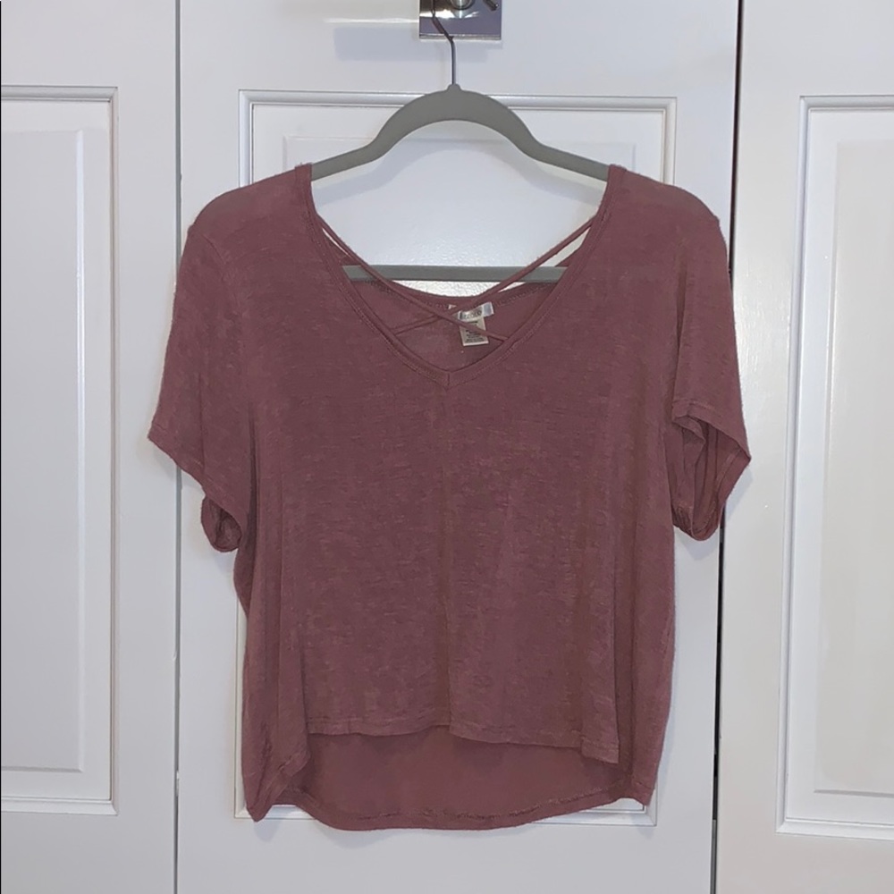 pink top
